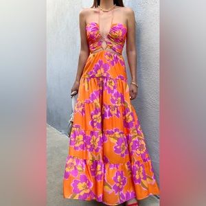 Runaway the Label - Orchid maxi dress    Size: XS - perfect condition